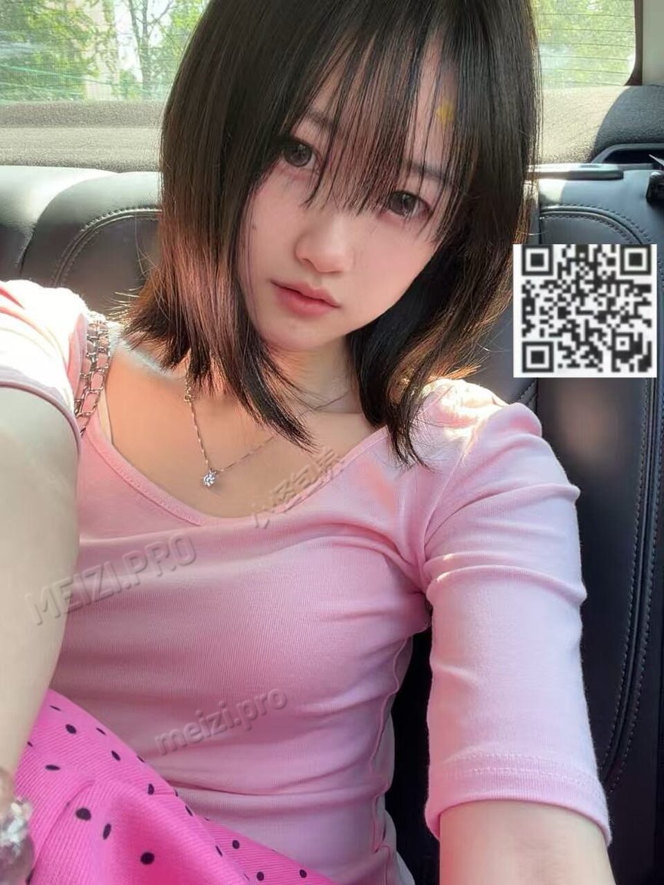 四川 成都 21岁 154cm 80 A杯 美甲师 年轻小美温柔会提供情绪价值 聊得好会很粘人 SM:是 无套:可 口交:可 过夜:可 同居:否 可飞:否 价格:7 特点:年轻小美温柔会提供情绪价值 聊得好会很粘人