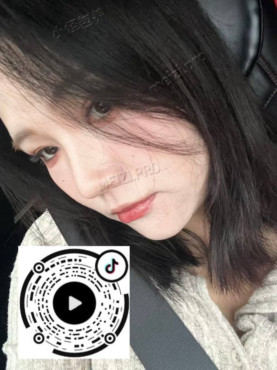 山东 临沂 26岁 160cm 130 B杯 无 女友类型,提供情绪价值,会唱歌,可以陪打游戏 抽烟纹身:不抽烟有纹身 SM:否 无套:否 口交:可 过夜:可 同居:否 可飞:可 价格:5-8 特点:女友类型,提供情绪价值,会唱歌,可以陪打游戏