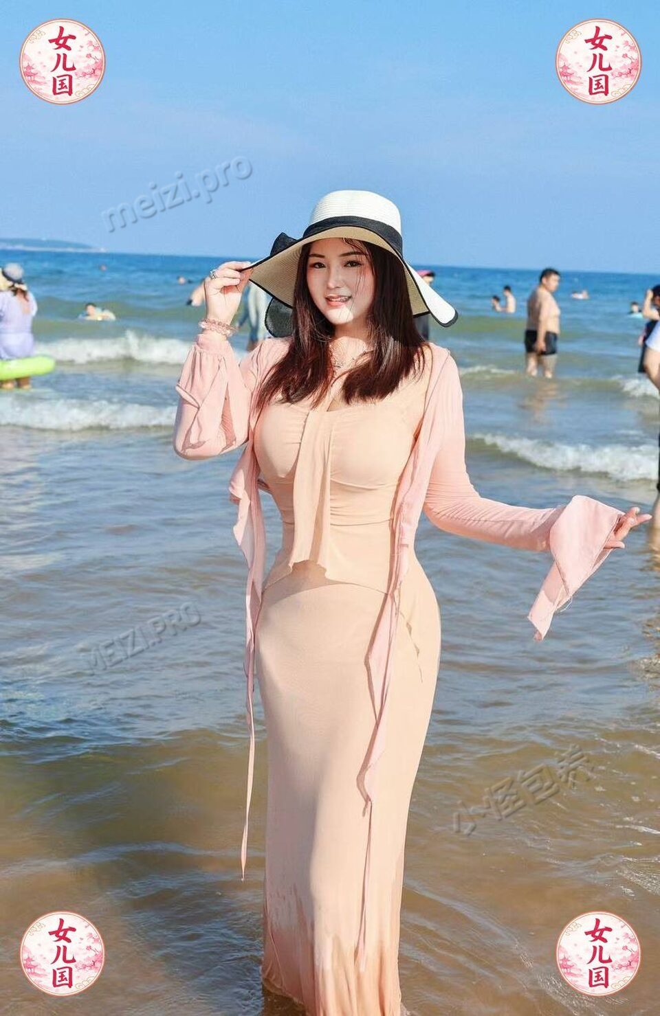 广东 中山 26岁 163cm 128 E杯 培训老师 性格好，胸大，真胸，水多 抽烟纹身:无 SM:否 无套:否 口交:可 过夜:可 同居:可 可飞:可 价格:5 特点:性格好，胸大，真胸，水多