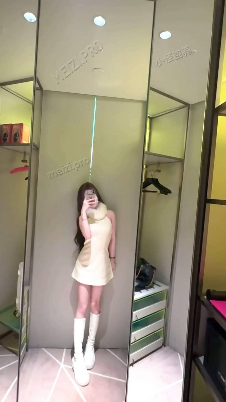 江西 南昌 20岁 171cm 92 B杯 学生 一本王牌专业在读，学历情商均在线，性格好不会冷场，情绪稳定不做作；会跳舞，有六年舞蹈基础，肢体协调柔软，身材比例很好；性格开朗，超会提供情绪价值，爱好广泛；腰臀比很赞，腿长大；反差，接受度高；圈子干净；皮肤好，素颜无压力，原生态美女脸，没有整过；可陪应酬娱乐，酒量很好 SM:是 无套:否 口交:可 过夜:可 同居:可 可飞:可 有港澳通行证 价格:12 特点:一本王牌专业在读，学历情商均在线，性格好不会冷场，情绪稳定不做作；会跳舞，有六年舞蹈基础，肢体协调柔软，身材比例很好；性格开朗，超会提供情绪价值，爱好广泛；腰臀比很赞，腿长大；反差，接受度高；圈子干净；皮肤好，素颜无压力，原生态美女脸，没有整过；可陪应酬娱乐，酒量很好