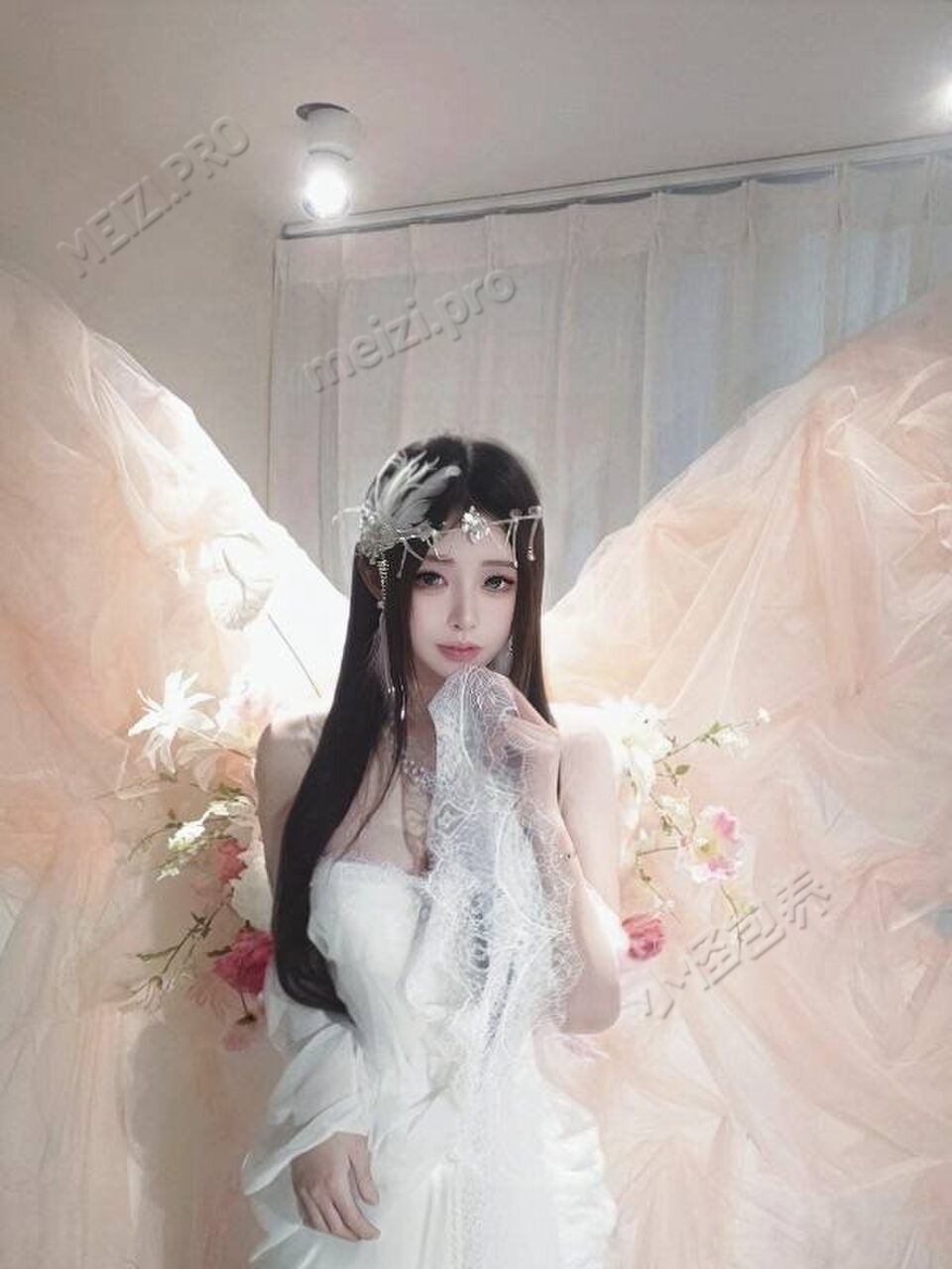 湖北 武汉 22岁 162cm 95 B杯 带货主播 无整无纹身，不抽烟喝酒不爱乱玩绝对干净，性格好温柔可爱比较有趣会提供情绪价值，声音好听懂情趣会买小衣服 抽烟纹身:无 SM:是 无套:可 口交:可 过夜:可 同居:否 可飞:附近的可以 价格:15 特点:无整无纹身，不抽烟喝酒不爱乱玩绝对干净，性格好温柔可爱比较有趣会提供情绪价值，声音好听懂情趣会买小衣服