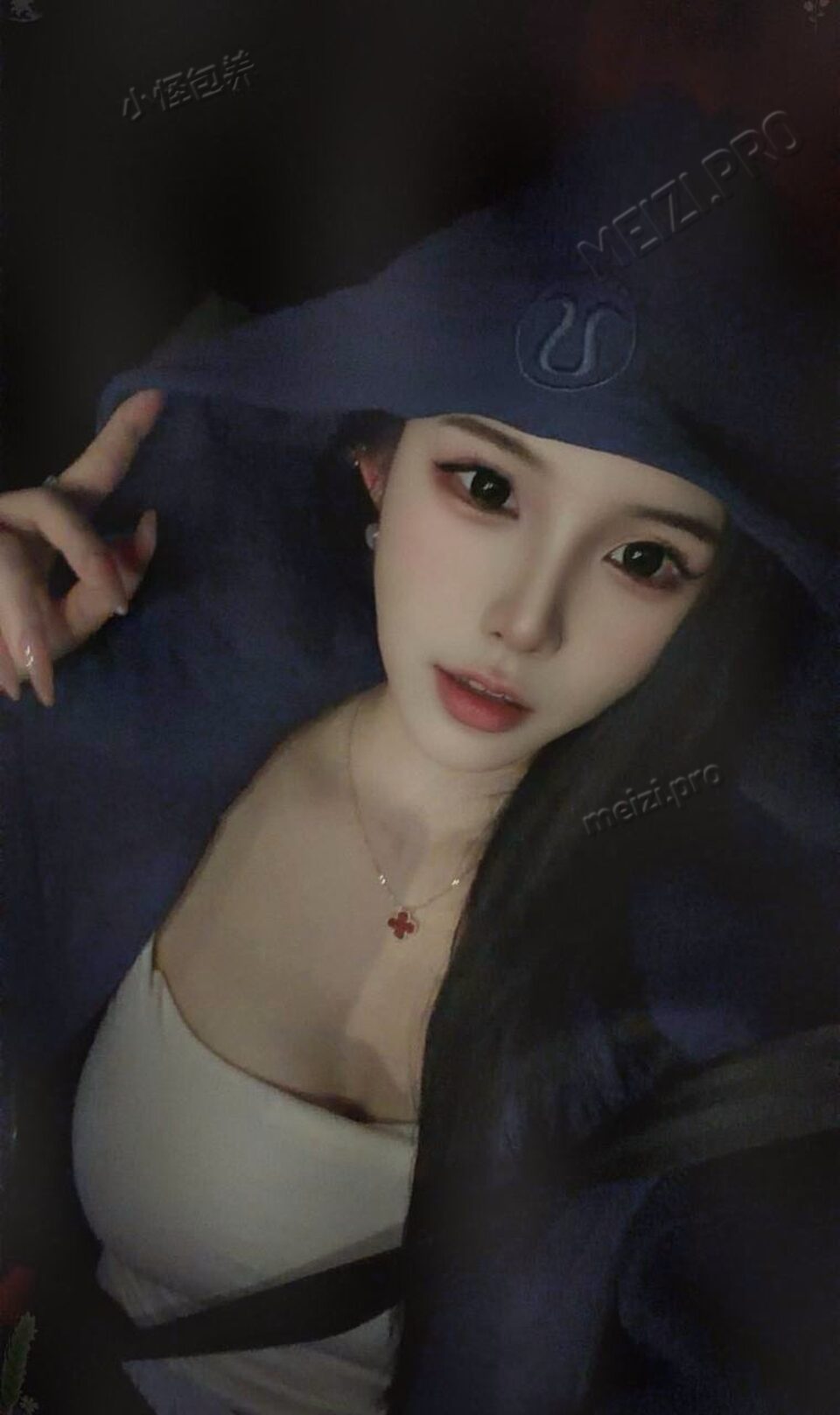广东 广州 24岁 165cm 83 C杯 主播 御姐反差,包骚的 抽烟纹身:无纹身 SM:是 无套:可 口交:可 过夜:可 同居:否 可飞:可 价格:12 特点:御姐反差,包骚的
