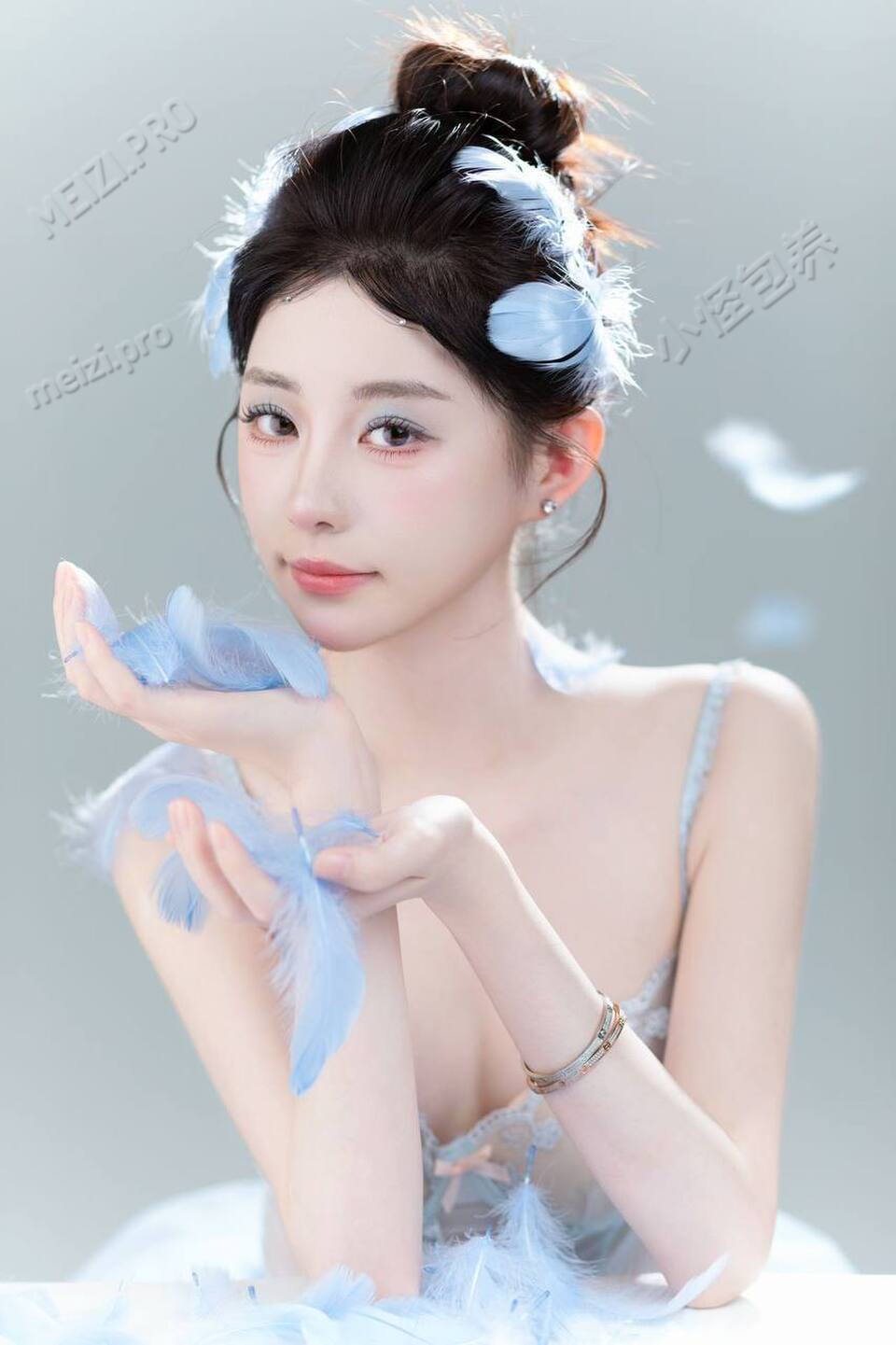 福建 厦门 25岁 166cm 88 B杯 主播 听话 SM:是 无套:否 口交:可 过夜:可 同居:可 可飞:可 外地 CG 港澳 价格:25 特点:听话