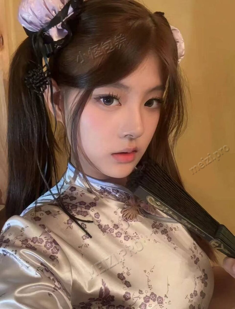 河北 邯郸 25岁 166cm 99 B杯 银行职员 听话，漂亮有少女感 抽烟纹身:无 SM:是 无套:可 口交:可 过夜:可 同居:可 可飞:可 河北邯郸附近 价格:10 特点:听话，漂亮有少女感