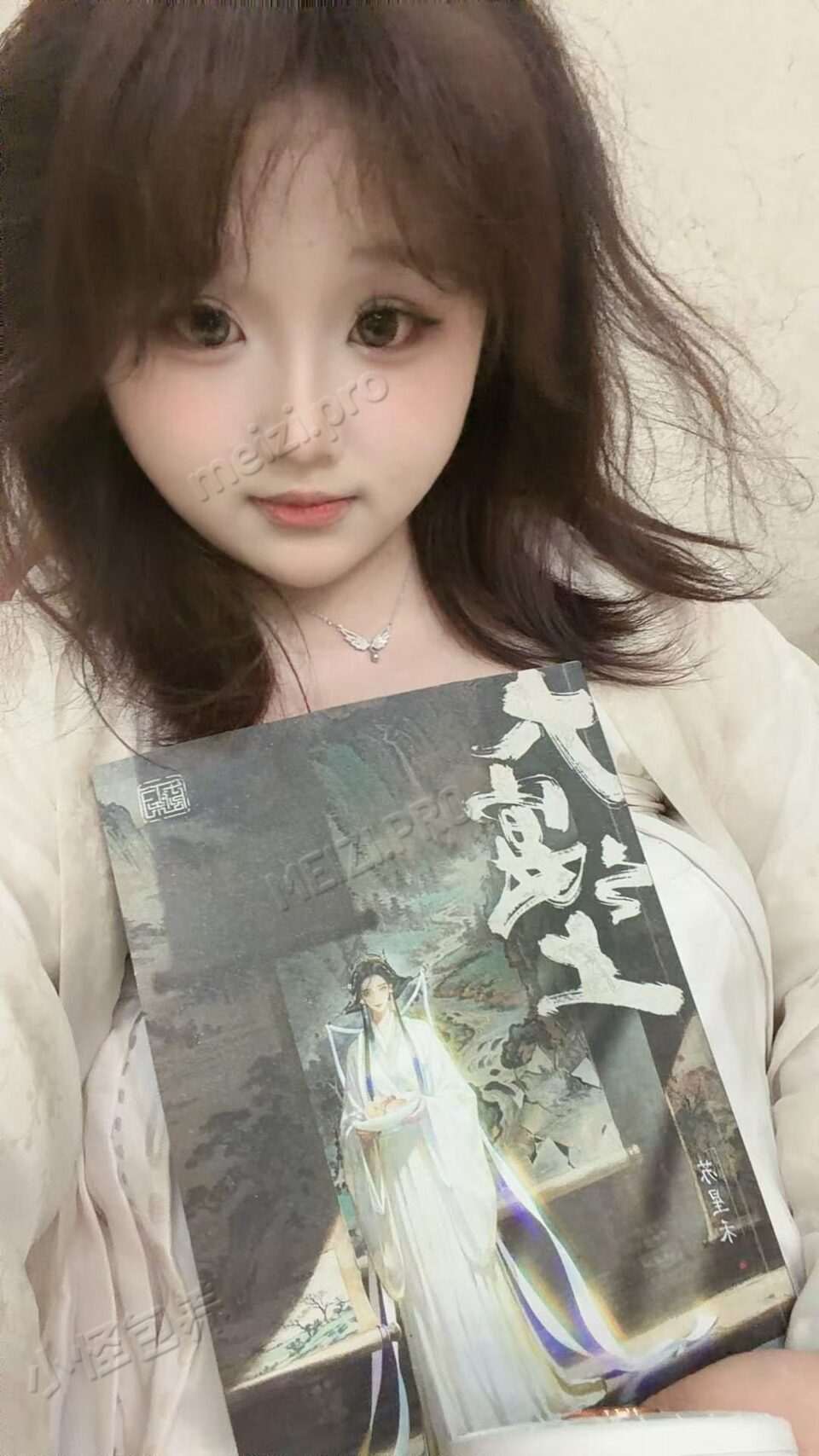 江西 南昌 19岁 165cm 122 D杯 电台主播 会玩三坑lolita。jk。汉服,cos装，情绪价值拉满,天然熊大可以乳交 做爱会夹 很主动 喜欢添 超敏感体质女 做爱时身体会抖动 声音温柔 叫床好听，反差性格喜欢被调教, 喜欢户外 接受度高（可自带道具需报销） 抽烟纹身:无 SM:是 无套:可 口交:可 过夜:可 同居:可 可飞:可 价格:5 特点:会玩三坑lolita。jk。汉服,cos装，情绪价值拉满,天然熊大可以乳交 做爱会夹 很主动 喜欢添 超敏感体质女 做爱时身体会抖动 声音温柔 叫床好听，反差性格喜欢被调教, 喜欢户外 接受度高（可自带道具需报销）