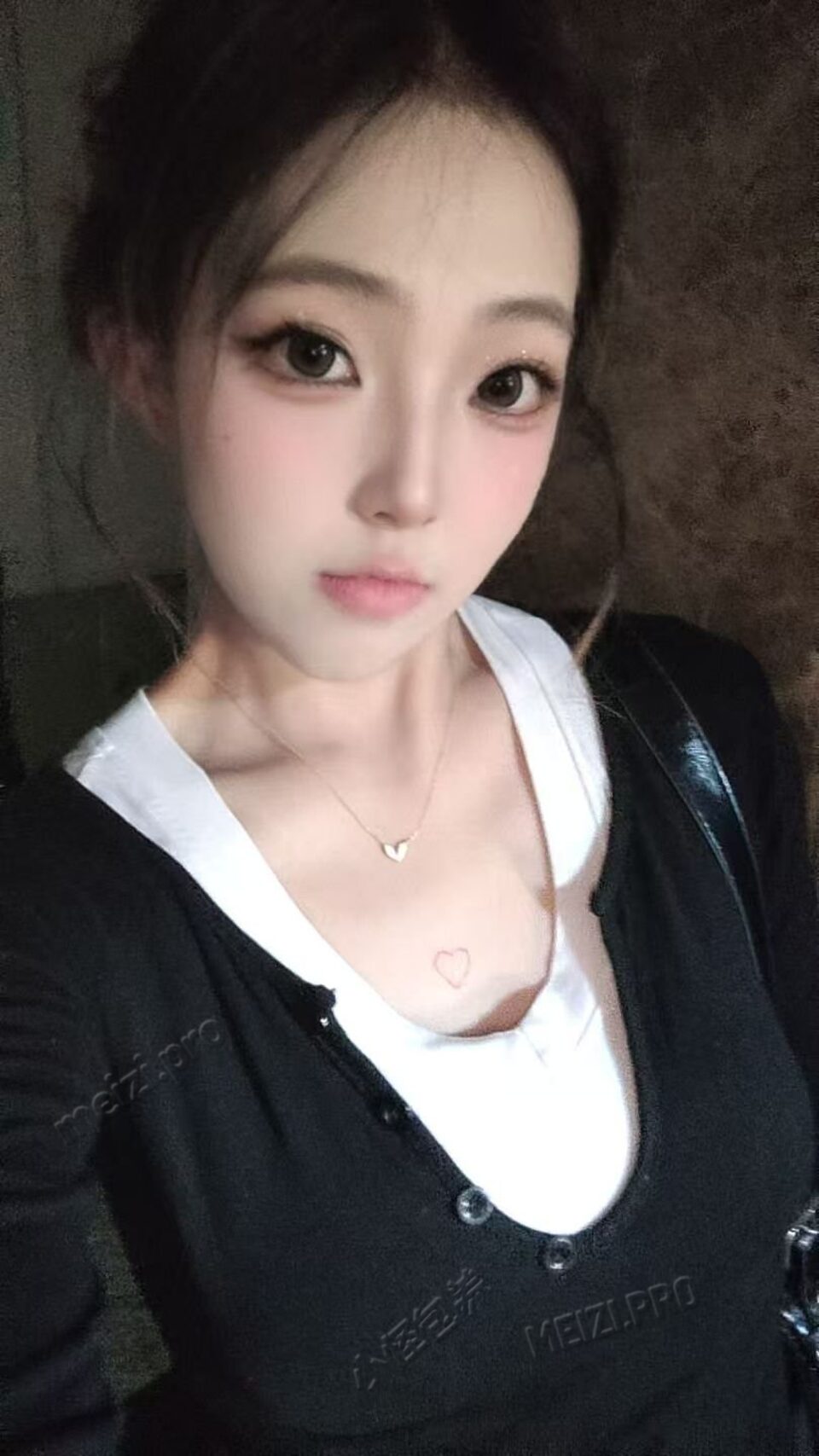 吉林 长春 22岁 160cm 108 A杯 学生 在校学生，圈子干净，叫声好听，水多 抽烟纹身:不抽烟有纹身 SM:是 无套:可 口交:否 过夜:可 同居:否 价格:10 特点:在校学生，圈子干净，叫声好听，水多