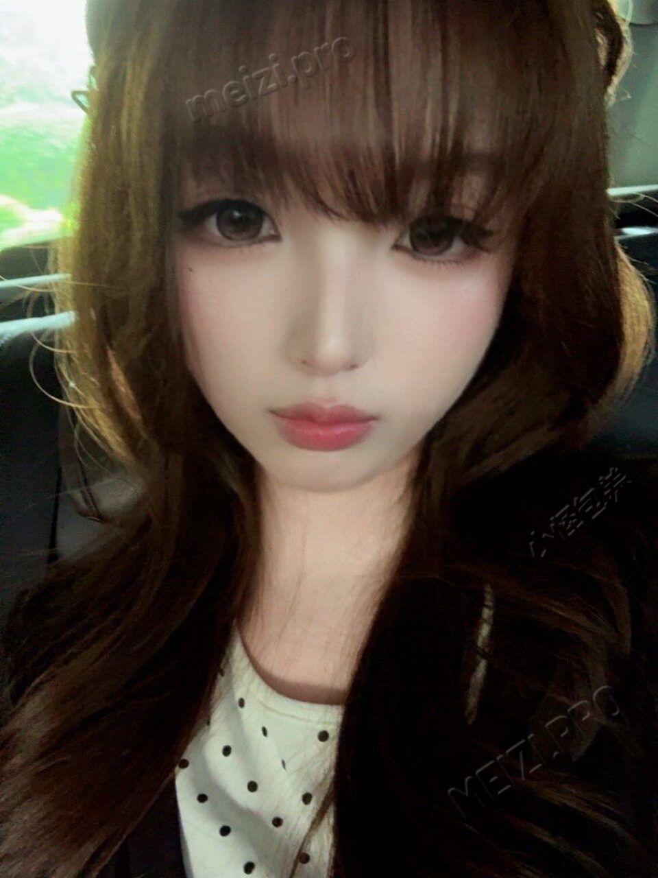 广东 东莞 20岁 168cm 120 C杯 暂无 听话好说话 抽烟纹身:无 SM:否 无套:可 口交:可 过夜:可 同居:否 可飞:可 周边福建广西 价格:25 特点:听话好说话