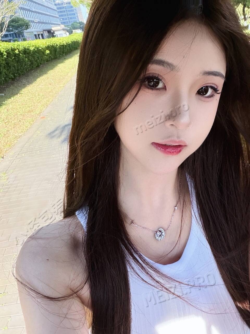 浙江 嘉兴 25岁 168cm 100 C杯 SQE 会提供情绪价值,性欲强,性感身材,火辣尤物,知性迷人又气质迷人,床上身段撩人主动迎合,服务细腻入微 抽烟纹身:无纹身 SM:是 无套:可 口交:可 过夜:可 同居:可 可飞:可 可飞港澳 价格:8 特点:会提供情绪价值,性欲强,性感身材,火辣尤物,知性迷人又气质迷人,床上身段撩人主动迎合,服务细腻入微