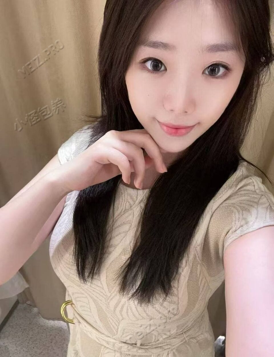 辽宁 大连 23岁 167cm 55 C杯 刚毕业 文婷 抽烟纹身:无纹身 无套:否 口交:可 过夜:可 可飞:可 外省 出国可 价格:15 特点:文婷