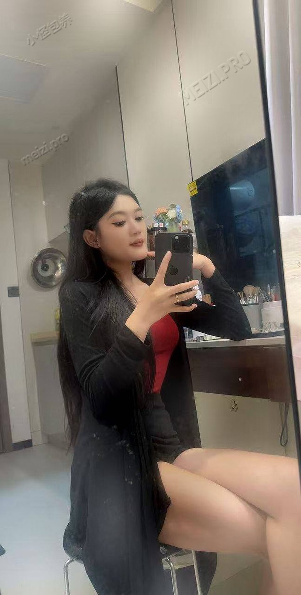 浙江 金华 23岁 166cm 90 B杯 美甲师 会打台球会做饭还可以做美甲 抽烟纹身:不抽烟有纹身 SM:否 无套:否 口交:可 过夜:可 同居:可 可飞:可 价格:6 特点:会打台球会做饭还可以做美甲