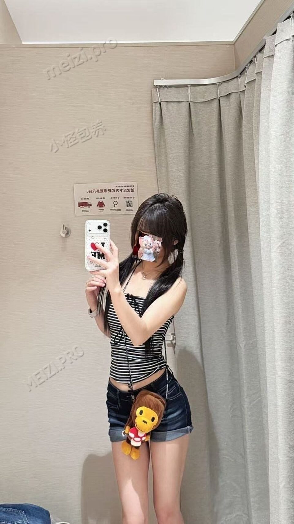 陕西 西安 23岁 165cm 95 B杯 学生 干净 抽烟纹身:无 SM:是 无套:否 口交:可 过夜:可 同居:可 可飞:否 价格:10 特点:干净