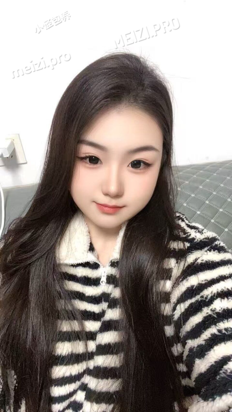河北 石家庄 18岁 171cm 120 C杯 学生 开放幽默,小虎牙,极易相处,相处轻松不心累,真胸C罩杯,懂事有边界,玩得开又干净,姐妹花双飞 抽烟纹身:不抽烟有纹身 SM:否 无套:可 口交:可 过夜:可 同居:可 可飞:可 价格:2-5 特点:开放幽默,小虎牙,极易相处,相处轻松不心累,真胸C罩杯,懂事有边界,玩得开又干净,姐妹花双飞