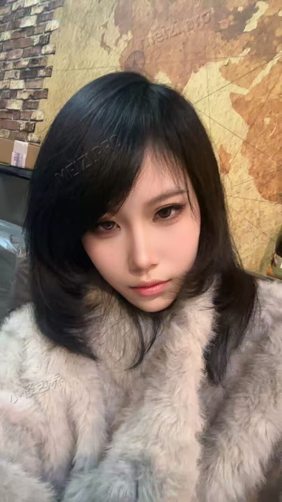 安徽 合肥 21岁 172cm 52 A杯 学生 四六级专四雅思都过了 抽烟纹身:无 SM:否 无套:可 口交:可 过夜:否 同居:否 可飞:不能 价格:15 特点:四六级专四雅思都过了