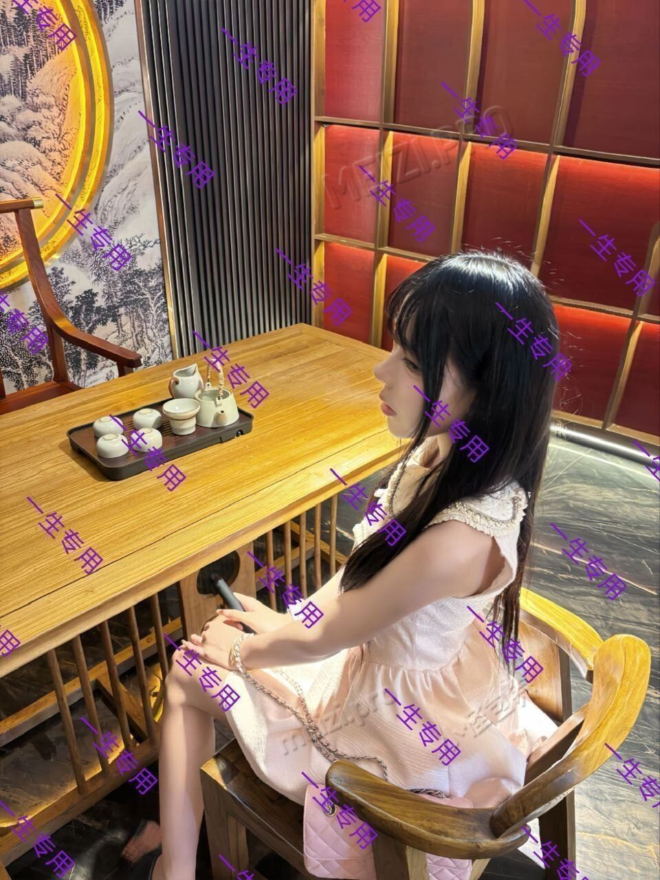 山东 青岛 黄山 21岁 167cm 95 B杯 工作 穿衣风格可指定 萝/御萝/常服/黑丝/白丝 不照骗 本人比照片好看 抽烟纹身:无纹身 SM:否 无套:否 口交:可 过夜:可 同居:可 可飞:可 价格:19 特点:穿衣风格可指定 萝/御萝/常服/黑丝/白丝 不照骗 本人比照片好看
