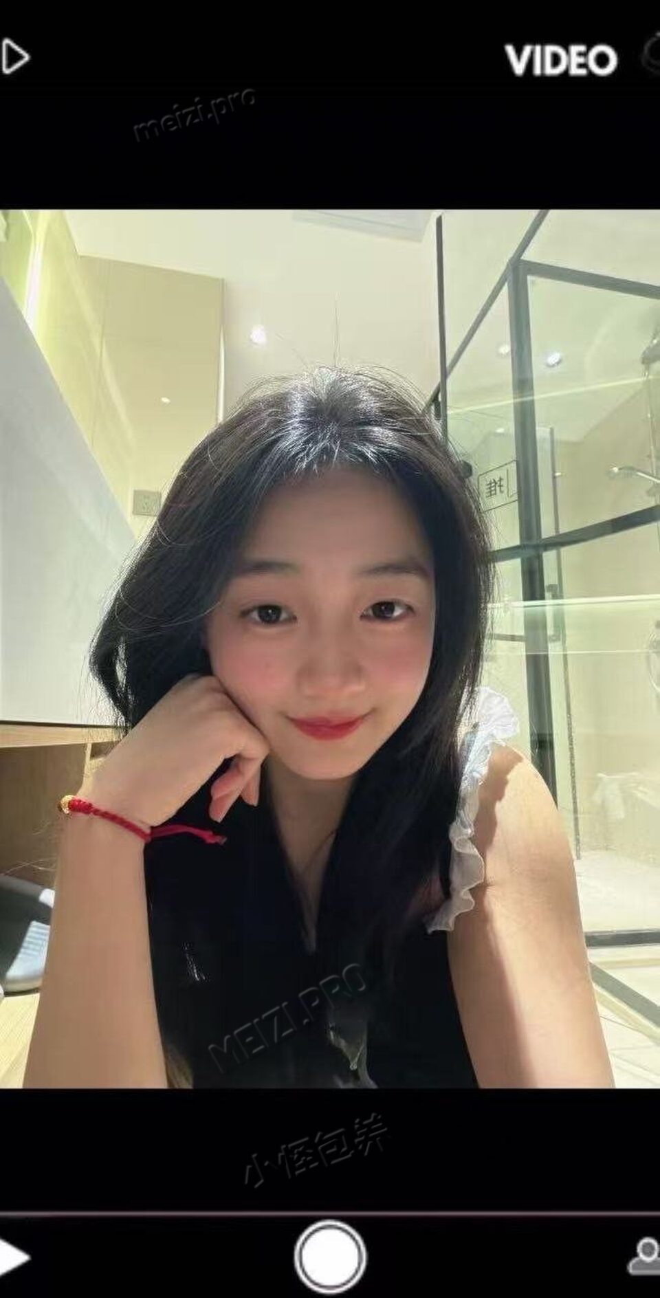 湖南 长沙 20岁 156cm 80 B杯 学生 在校女大 嫩妹 古灵精怪型 俏皮可爱 有趣的灵魂 喜欢跳舞 运动 可以解锁多姿势 放的开 抽烟纹身:无 SM:是 无套:否 口交:可 过夜:可 同居:否 价格:15 特点:在校女大 嫩妹 古灵精怪型 俏皮可爱 有趣的灵魂 喜欢跳舞 运动 可以解锁多姿势 放的开