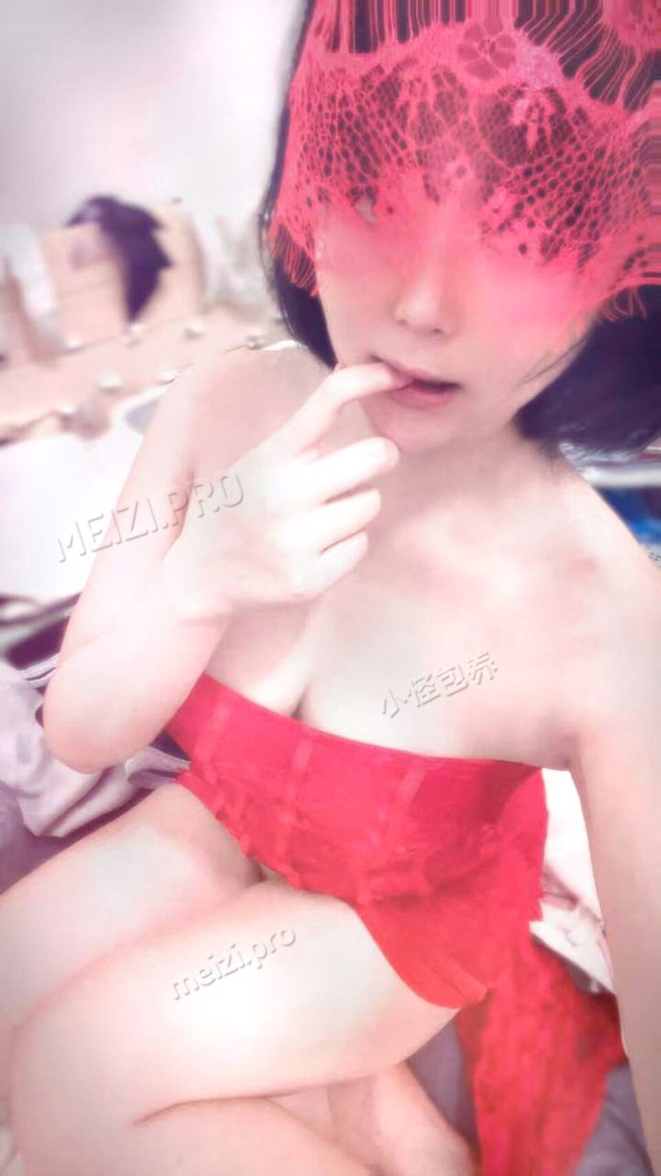 山东 济宁 26岁 160cm 120 C杯 工作 温柔喜欢情趣 抽烟纹身:有纹身 SM:否 无套:否 口交:否 过夜:可 同居:可 可飞:能 价格:4 特点:温柔喜欢情趣