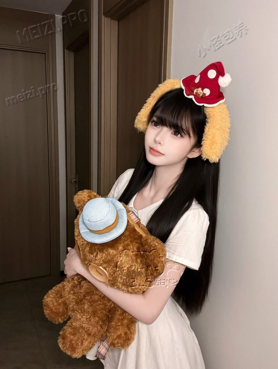 广东 东莞 22岁 165cm 90 B杯 女生 高颜肤白清纯少女，女友系体验，不抽烟不喝酒无纹身穿孔，do前需测4项，全身无整 抽烟纹身:无 SM:否 无套:否 口交:可 过夜:可 同居:否 可飞:可 东莞深圳佛山及异地 价格:20 特点:高颜肤白清纯少女，女友系体验，不抽烟不喝酒无纹身穿孔，do前需测4项，全身无整