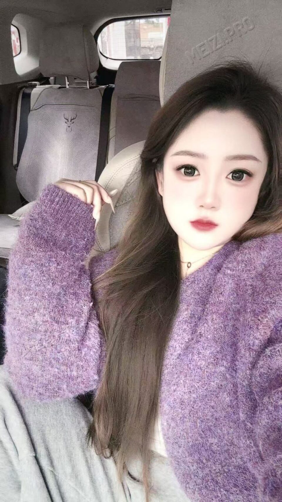 山西 临汾 28岁 160cm 130 工作 性格开朗 抽烟纹身:有纹身 SM:否 无套:可 口交:否 过夜:可 同居:可 可飞:能 价格:10 特点:性格开朗