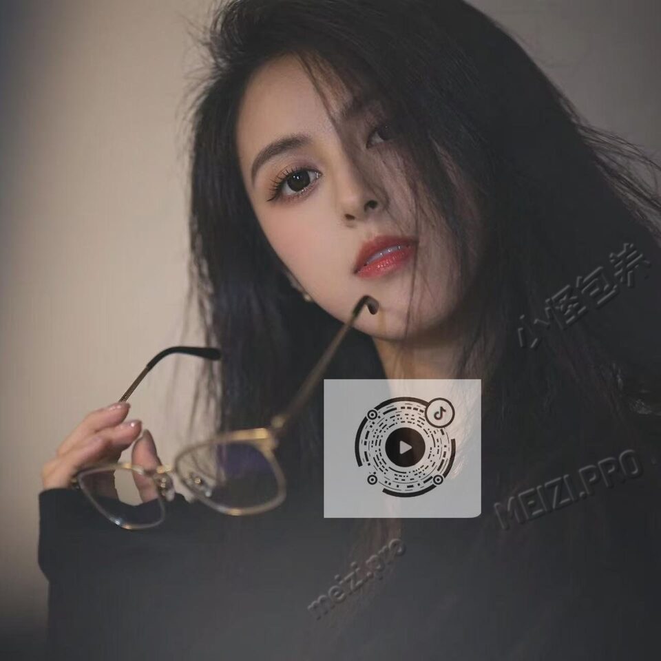 浙江 湖州 33岁 168cm 94 B杯 工作 抽烟纹身:无纹身 SM:否 无套:否 口交:否 过夜:可 同居:可 可飞:可 价格:6