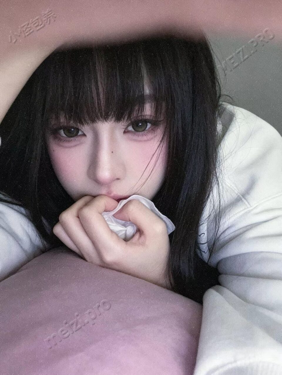 湖北 武汉 22岁 158cm 84 B杯 本人比照片好看 抽烟纹身:有抽烟或纹身 SM:是 无套:可 口交:可 过夜:否 同居:否 可飞:否 价格:5 特点:本人比照片好看
