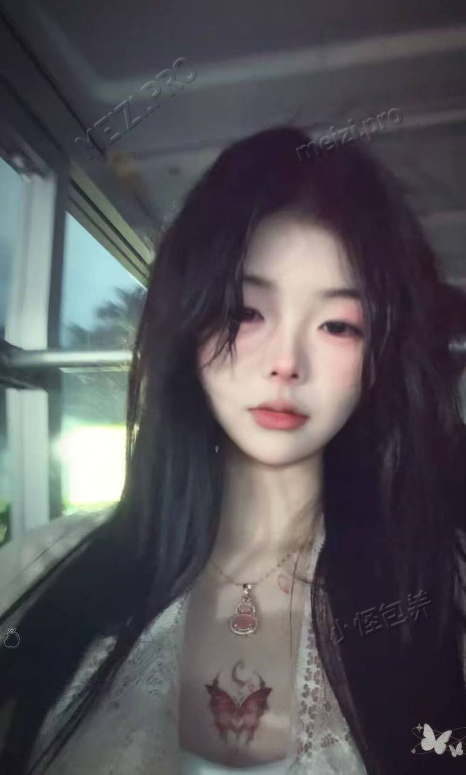 浙江 杭州 22岁 160cm 105 C杯 学生 胸大,身材好,皮肤好嫩滑,无毛水多紧 抽烟纹身:无 SM:是 无套:否 口交:可 过夜:可 同居:可 可飞:可 价格:12 特点:胸大,身材好,皮肤好嫩滑,无毛水多紧