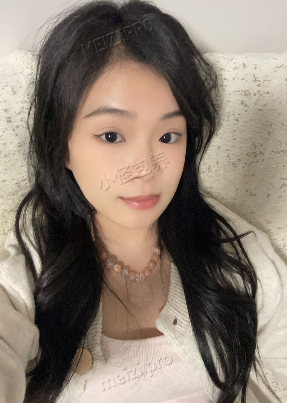 广西 南宁 25岁 155cm 95 B杯 自由职业 温柔可爱,不联系时不粘人,能提供情绪价值,小反差 SM:否 无套:可 口交:可 过夜:可 可飞:可 价格:5 特点:温柔可爱,不联系时不粘人,能提供情绪价值,小反差