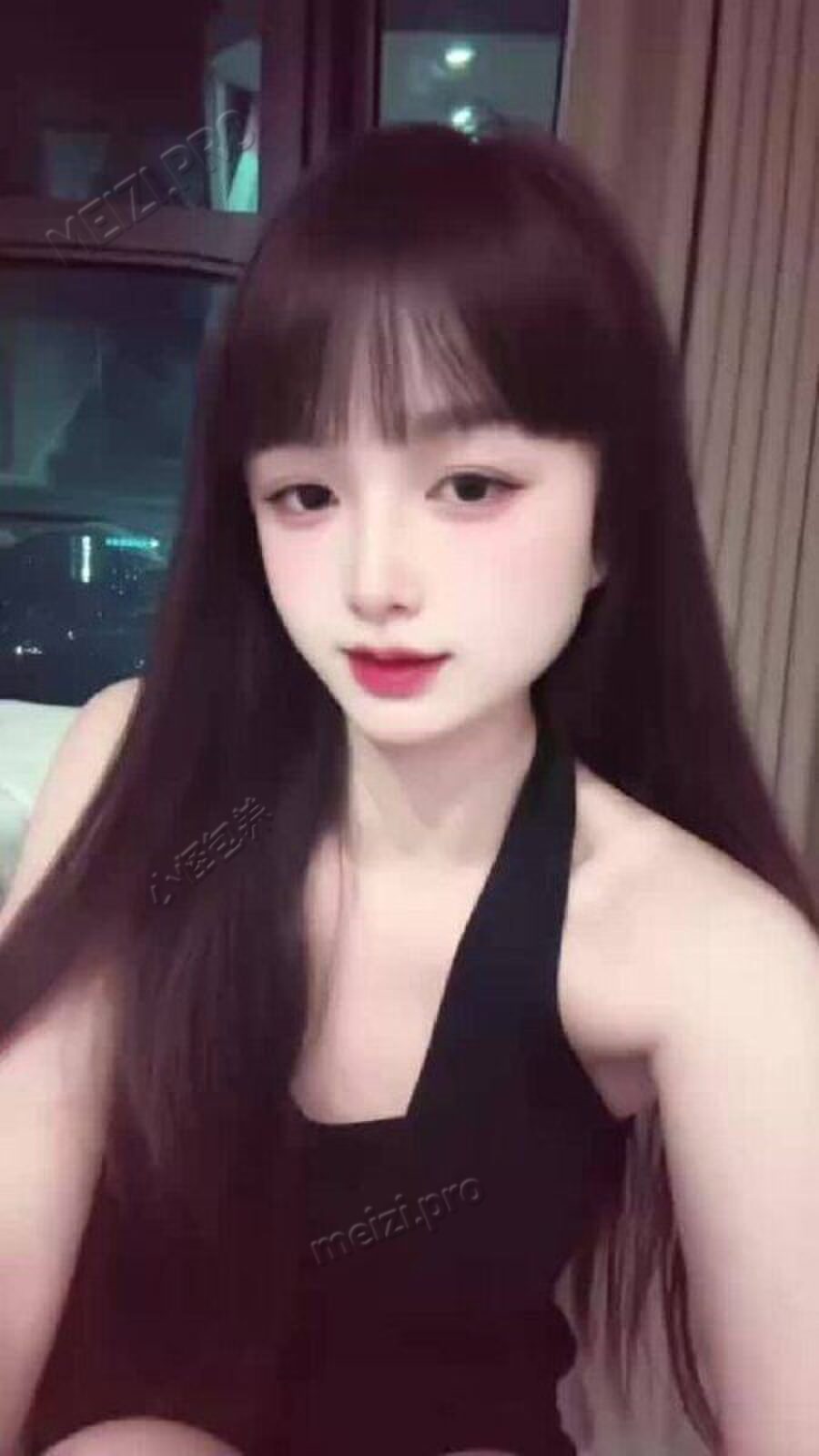湖南 长沙 20岁 166cm 92 B杯 上班 活泼开朗 性格好 反差 温柔 抽烟纹身:无纹身 SM:是 无套:否 口交:可 过夜:可 同居:否 可飞:可 周边 价格:15 特点:活泼开朗 性格好 反差 温柔