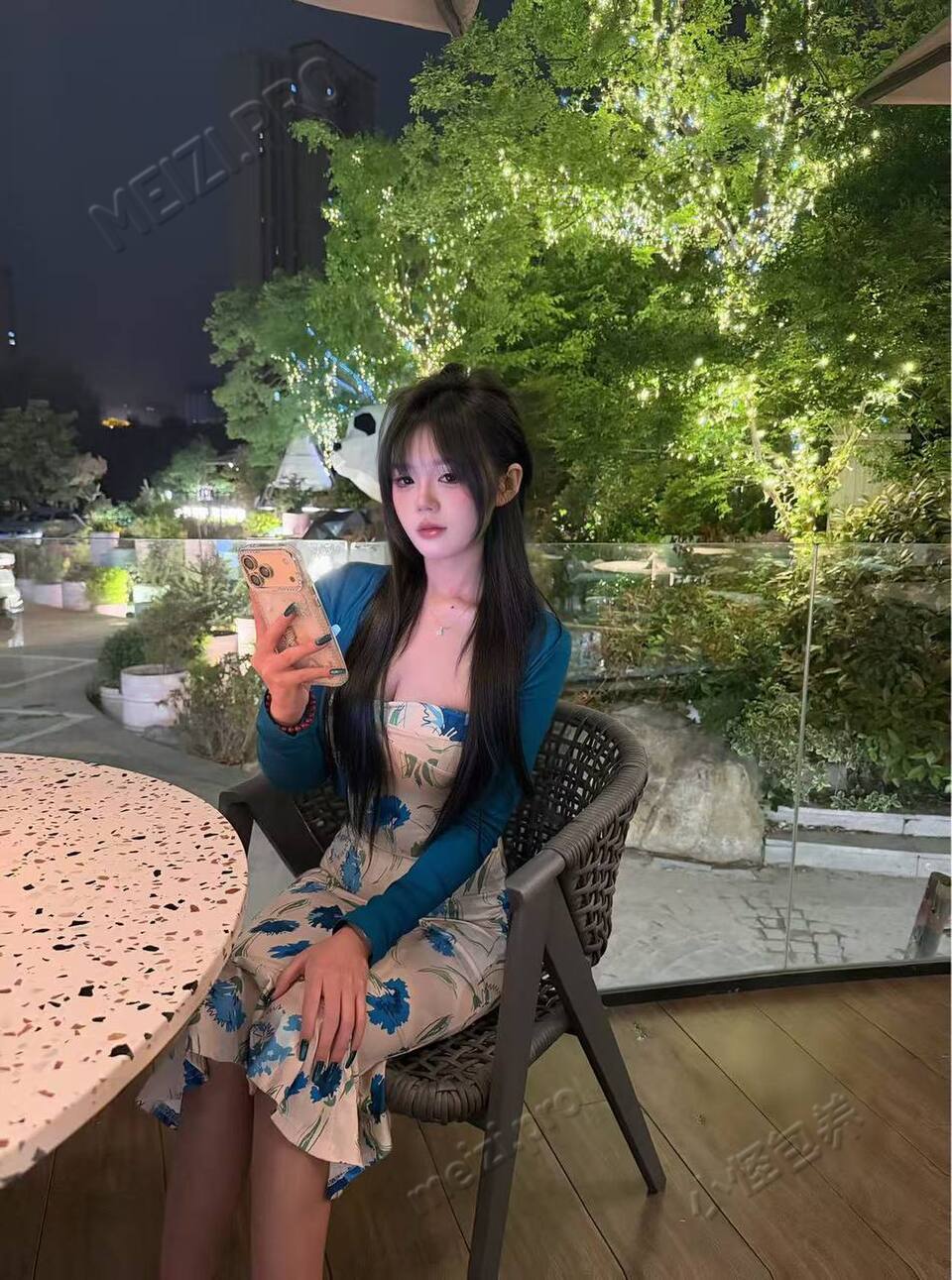 江苏 常熟 18岁 160cm 89 C杯 直播 打的游戏多 会做饭 给情绪价值 听话懂事温柔体贴 SM:否 无套:否 口交:可 过夜:可 同居:否 可飞:可 价格:4 特点:打的游戏多 会做饭 给情绪价值 听话懂事温柔体贴