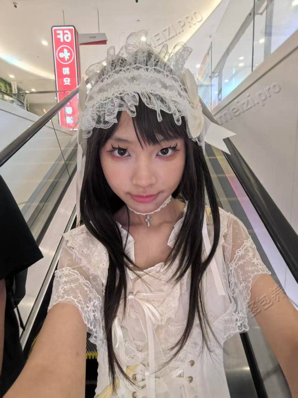 广西 北海 合浦 17岁 153cm 76 B杯 学生 无 抽烟纹身:无 SM:是 无套:可 口交:可 过夜:可 同居:可 可飞:可其他城市，不能港澳 价格:30 特点:无