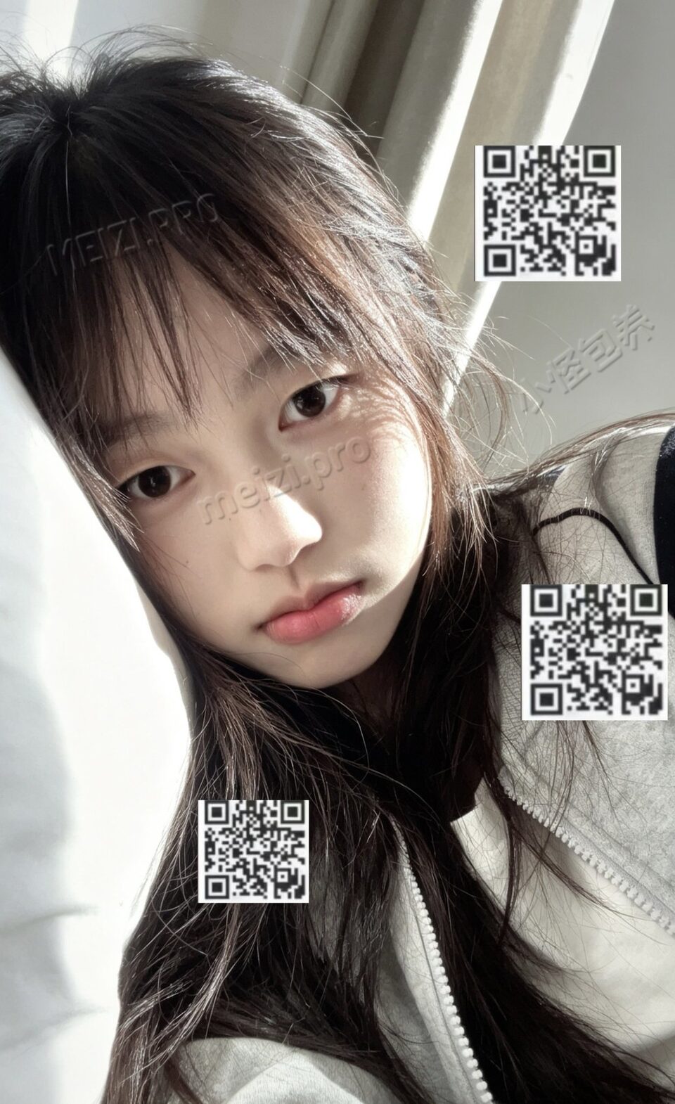 湖南 长沙 18岁 158cm 94 B杯 无 乖巧懂事 SM:是 无套:否 口交:可 过夜:可 同居:否 可飞:可 价格:7 特点:乖巧懂事