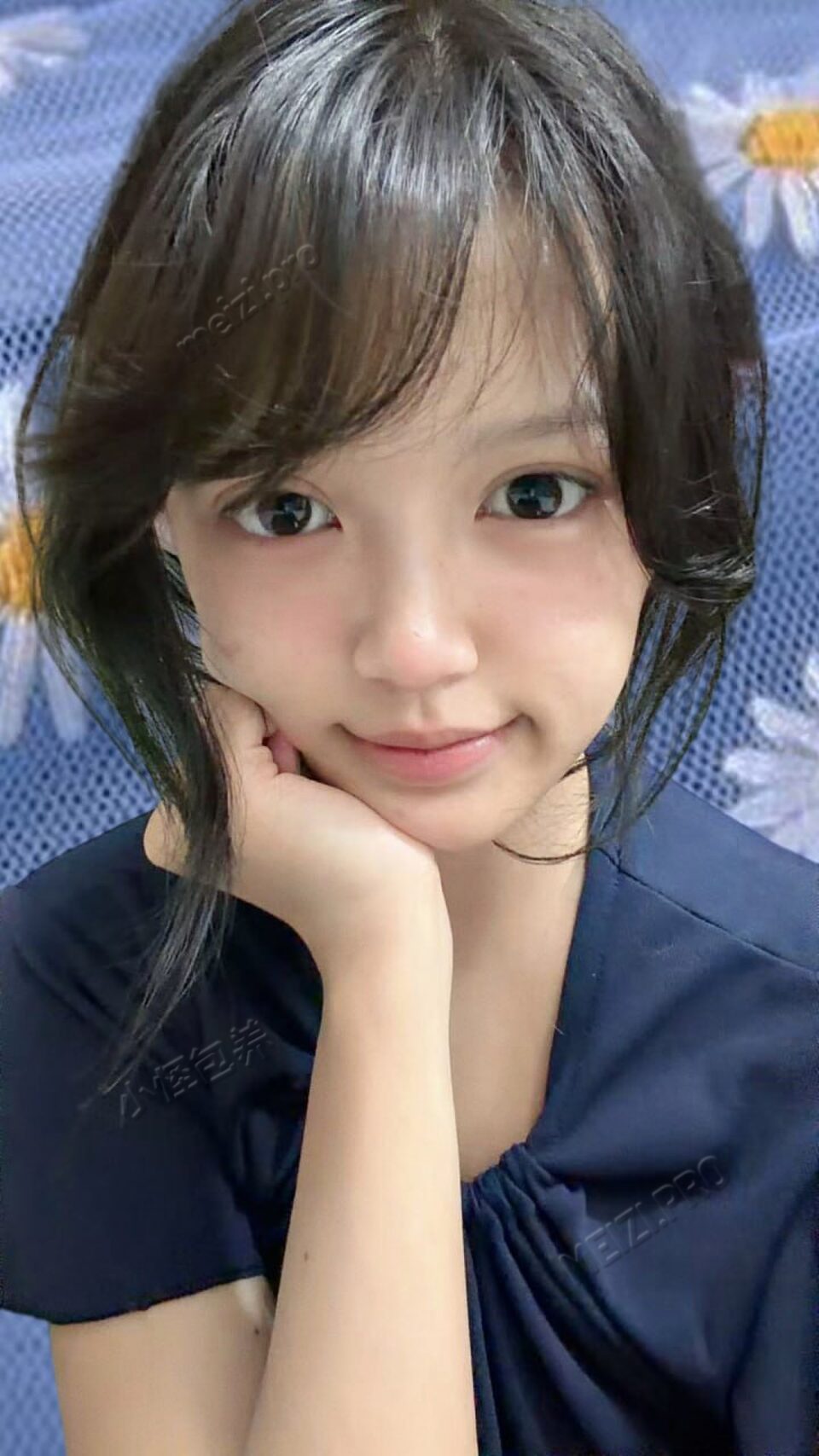 甘肃 兰州 19岁 168cm 100 B杯 学生 腿长长得还行 抽烟纹身:无 SM:是 无套:否 口交:可 过夜:否 同居:否 可飞:不能 价格:10 特点:腿长长得还行