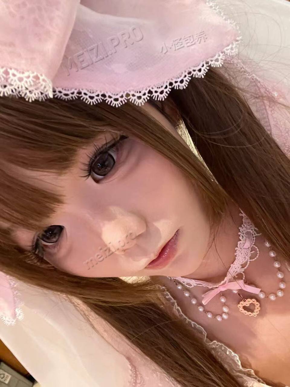湖南 长沙 17岁 164cm 83 A杯 学生 唱歌 跳舞 抽烟纹身:无 SM:是 无套:否 口交:可 过夜:可 同居:可 可飞:可 价格:9 特点:唱歌 跳舞