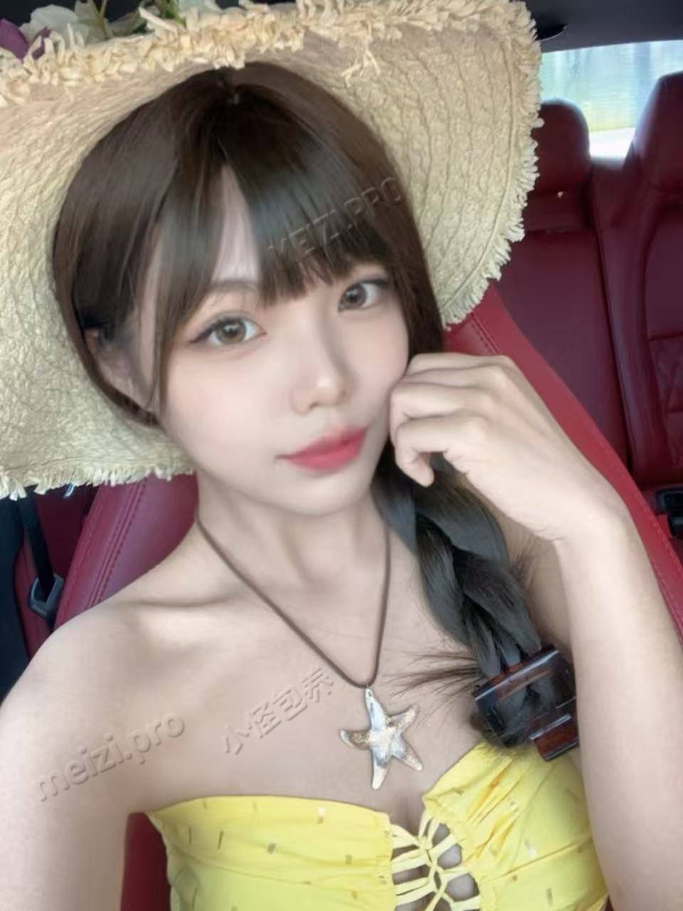 广西 南宁/桂林 21岁 160cm 95 B杯 学生 清纯学生,圈子干净,处女,第一次,可接受体检 抽烟纹身:无 SM:否 无套:可 口交:可 过夜:可 同居:否 可飞:可 价格:6 特点:清纯学生,圈子干净,处女,第一次,可接受体检