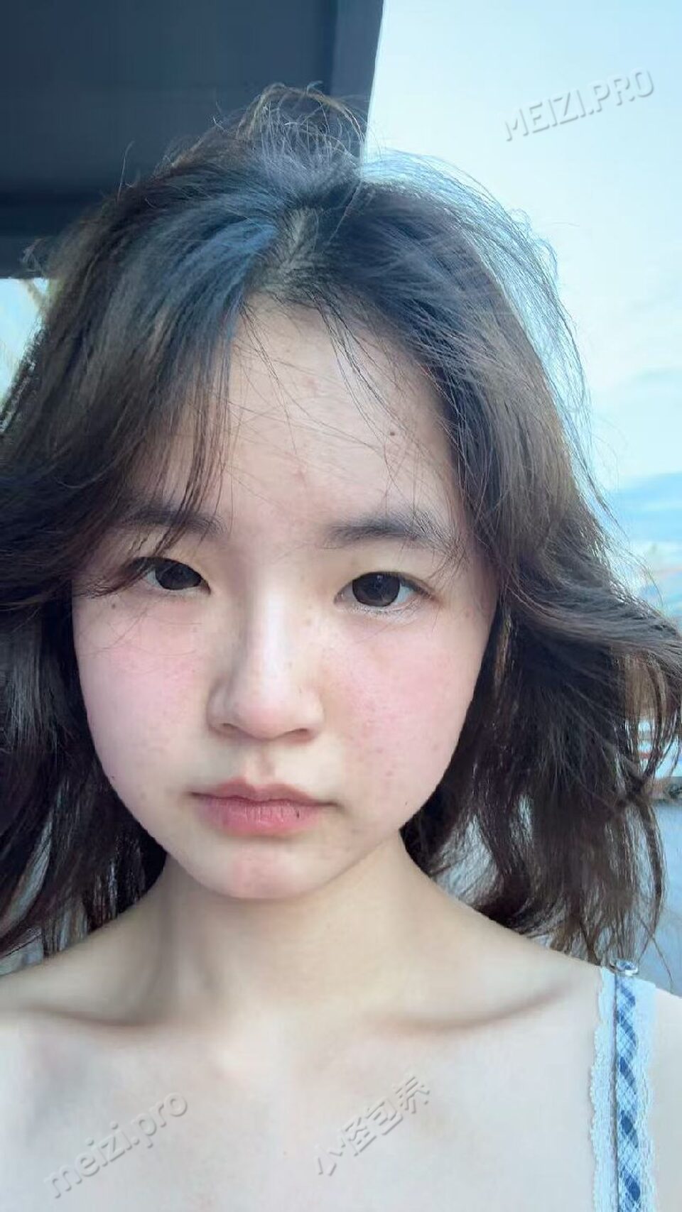 河南 郑州 19岁 163cm 90 A杯 学生 好相处 年龄小 有趣 SM:是 无套:否 口交:可 过夜:否 同居:否 可飞:可 周边可以 价格:25 特点:好相处 年龄小 有趣