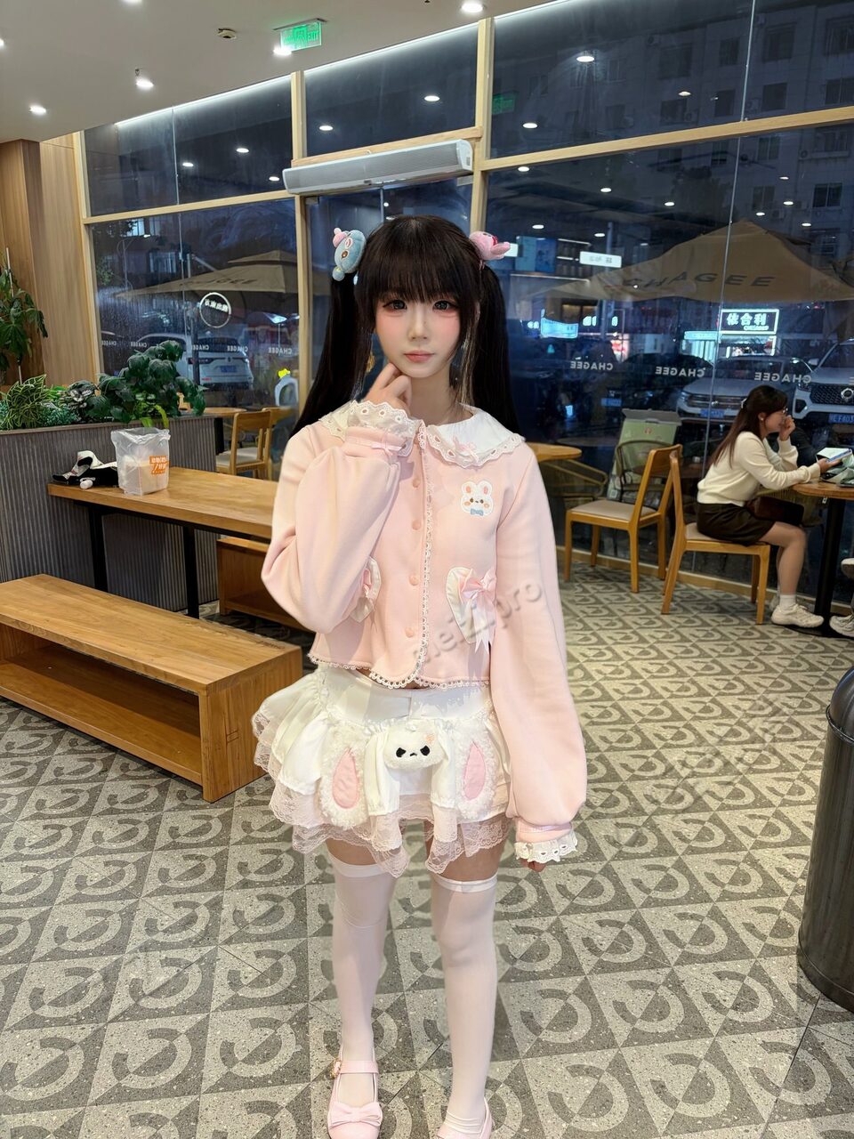 湖北 十堰 18岁 160cm 100 B杯 无 嫩很紧很滑 姿势多 反差 会给情绪价值 需要的都能满足 抽烟纹身:无 SM:否 无套:否 口交:可 过夜:可 同居:可 可飞:近一点可以 价格:6 特点:嫩很紧很滑 姿势多 反差 会给情绪价值 需要的都能满足