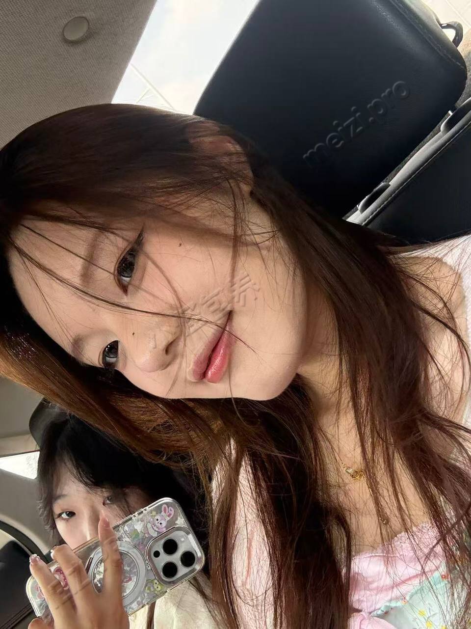江苏 南京 19岁 172cm 120 B杯 学生 清纯女大学生,懵懂,身材高挑,学习好,很乖,性格随和,有点小俏皮,会一点点厨艺,经常兼职挣取雪费,是个行动派,圈子干净,只谈过一个男朋友,第一次接触这个 抽烟纹身:无 SM:否 无套:否 口交:可 过夜:可 同居:可 可飞:可 价格:5 特点:清纯女大学生,懵懂,身材高挑,学习好,很乖,性格随和,有点小俏皮,会一点点厨艺,经常兼职挣取雪费,是个行动派,圈子干净,只谈过一个男朋友,第一次接触这个