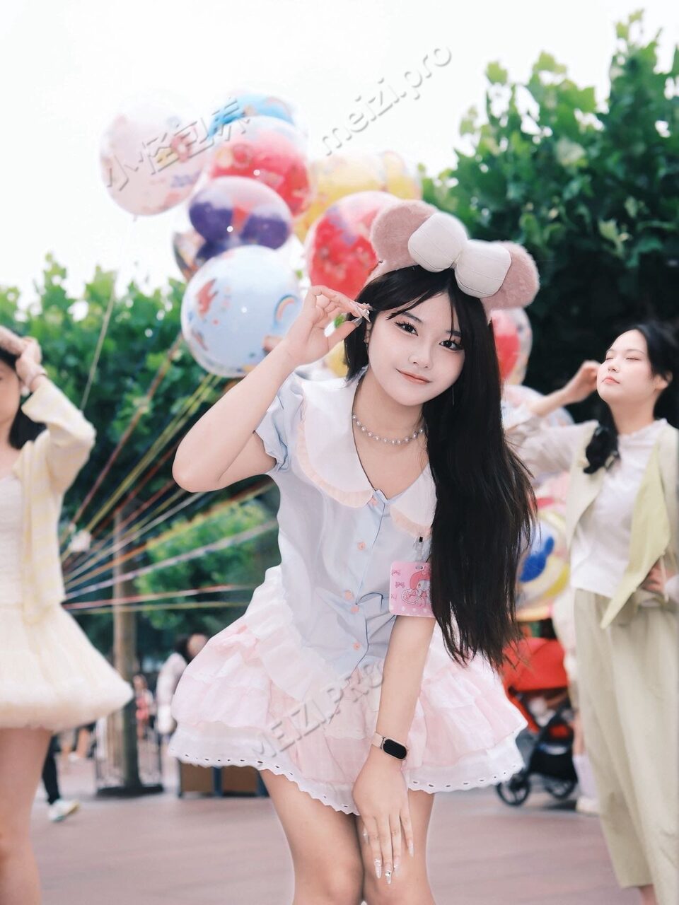 广东 广州 22岁 162cm 100 E杯 保密 活好，紧嫩，饱满，胸大，娇小可爱，听话懂事 抽烟纹身:无 SM:是 无套:否 口交:可 过夜:可 同居:可 可飞:可 其他城市 港澳 价格:12 特点:活好，紧嫩，饱满，胸大，娇小可爱，听话懂事