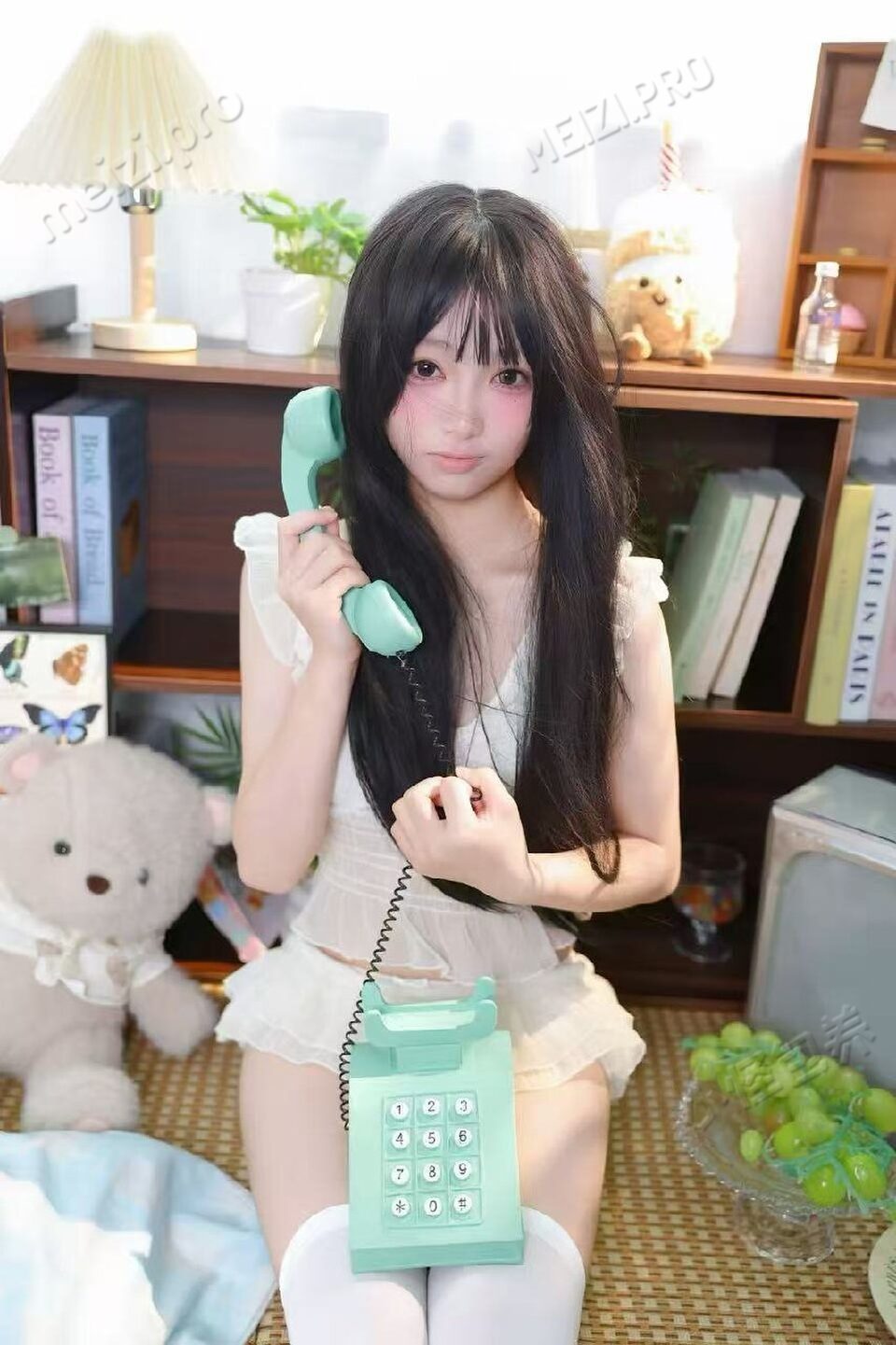 广西 桂林 18岁 155cm 83 B杯 刚毕业 高精力 活泼 阳光 给你甜甜的恋爱感 抽烟纹身:无 SM:是 无套:否 口交:可 过夜:可 同居:可 可飞:待定 价格:3 特点:高精力 活泼 阳光 给你甜甜的恋爱感