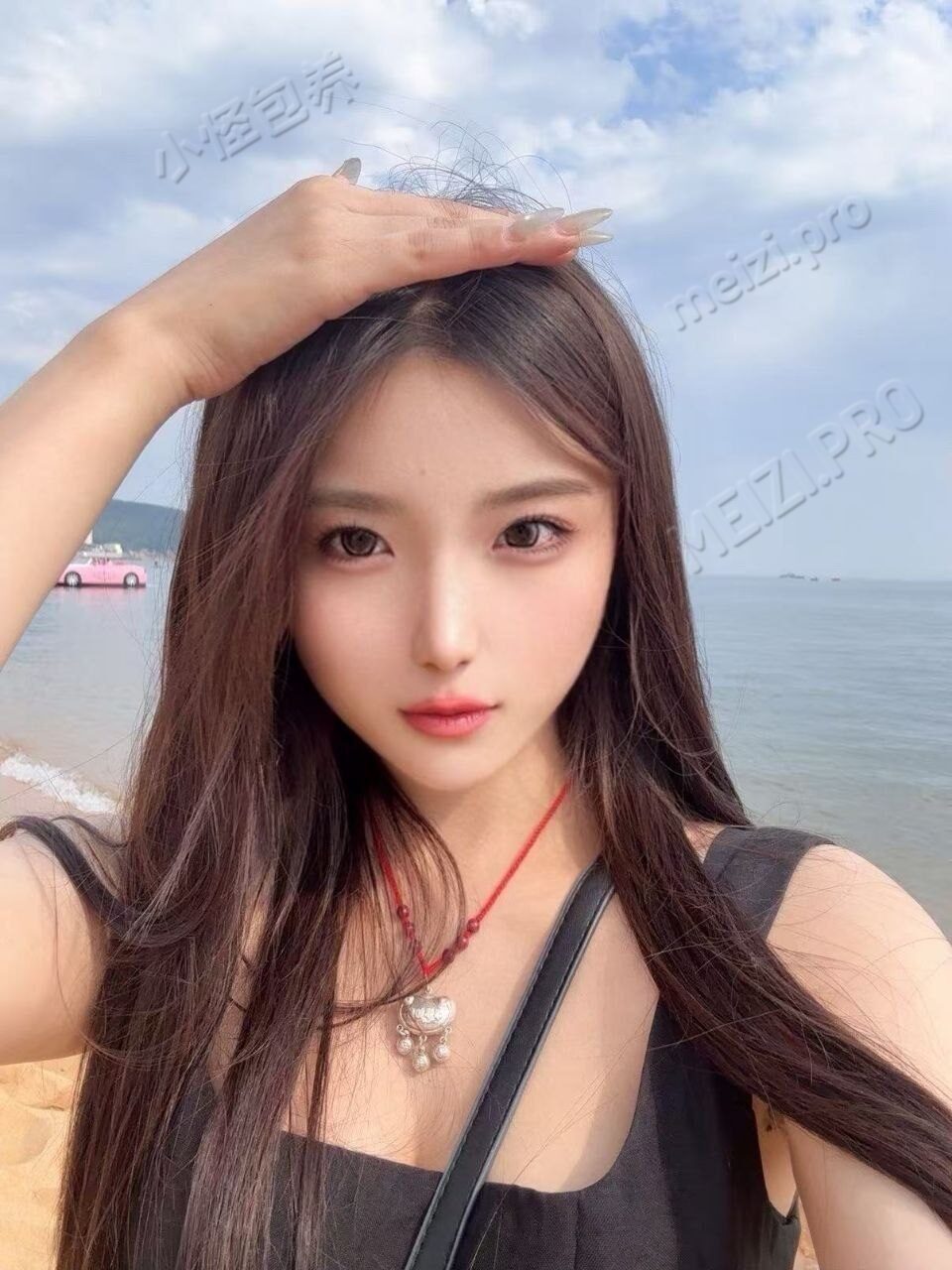 河南 郑州 20岁 165cm 95 B杯 客服 抽烟纹身:无 SM:是 无套:可 口交:可 过夜:可 同居:可 可飞:可 价格:6