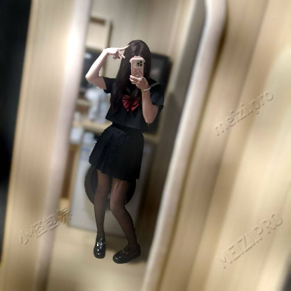 安徽 合肥 19岁 171cm 92 B杯 女生 听话懂事 乖巧可爱 SM:否 无套:可 口交:可 过夜:可 可飞:可 价格:4 特点:听话懂事 乖巧可爱