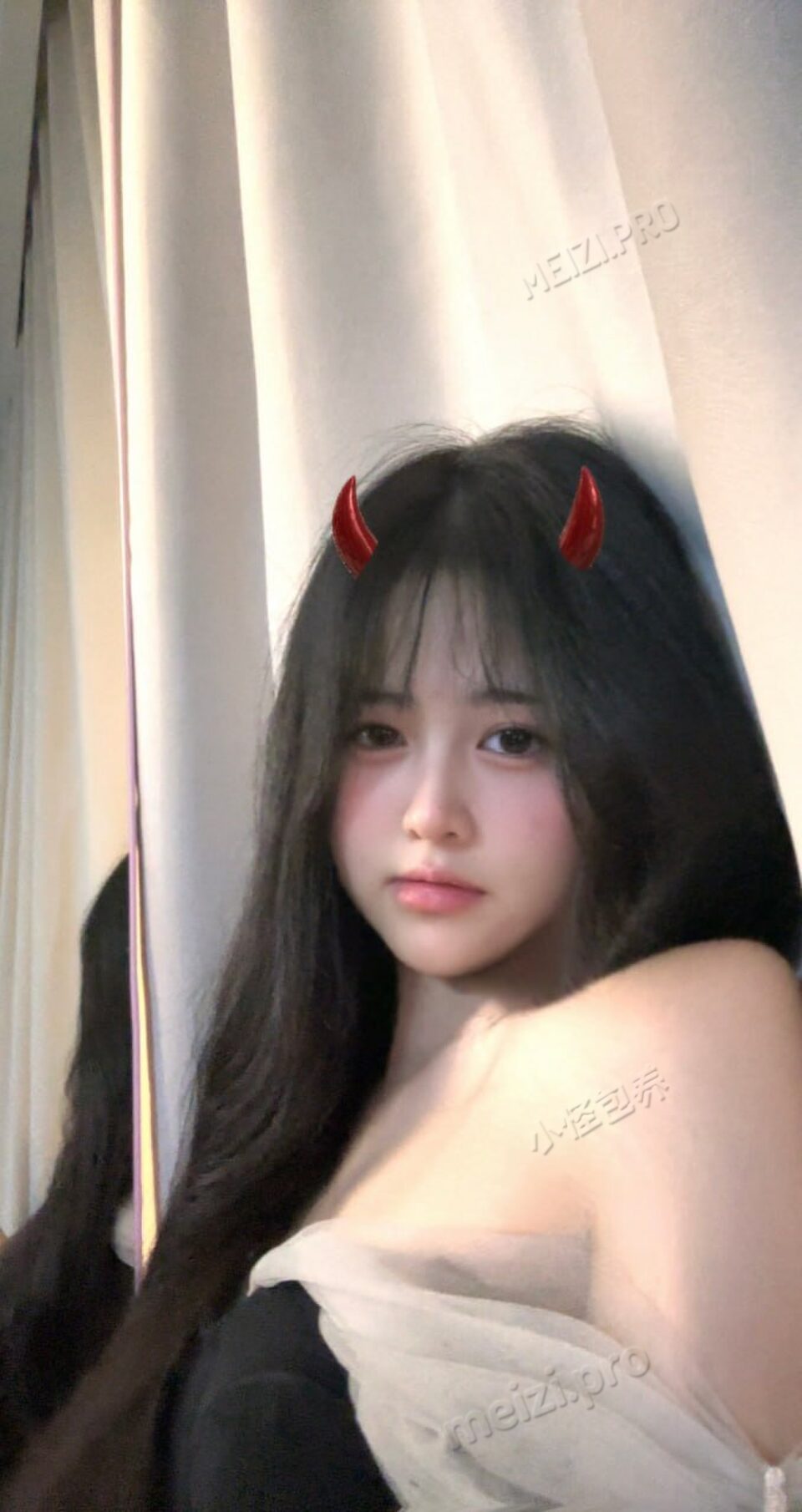 江苏 常州 19岁 165cm 110 B杯 学生 性格温柔脾气好听话屁股大素颜不化妆 抽烟纹身:无 SM:是 无套:可 口交:可 过夜:可 同居:否 可飞:可 价格:4 特点:性格温柔脾气好听话屁股大素颜不化妆