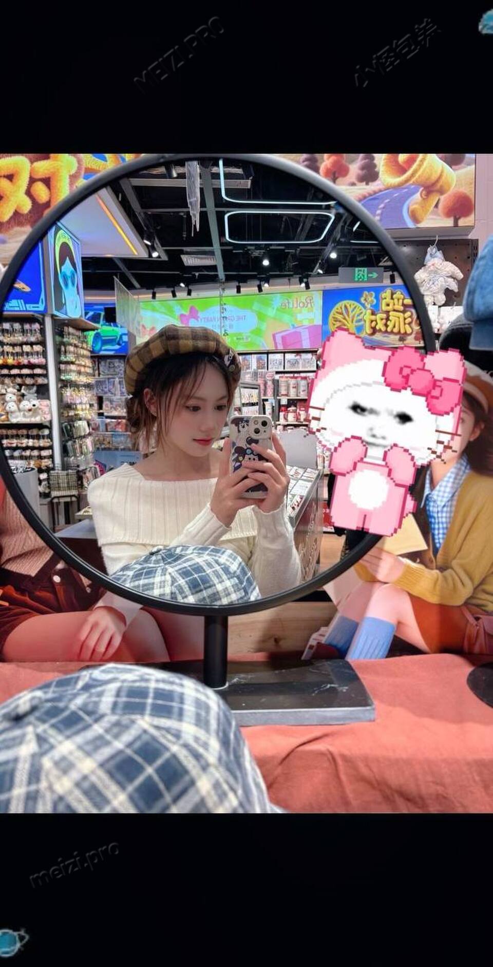 浙江 金华 23岁 166cm 95 B杯 客服 活泼开朗,听话 在我能接受的范围尽量满足你 抽烟纹身:无 SM:轻微 无套:可 口交:否 过夜:可 同居:看你态度 可飞:不可 价格:4 特点:活泼开朗,听话 在我能接受的范围尽量满足你