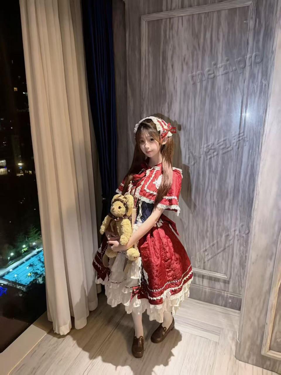 浙江 温州 18岁 163cm 85 B杯 无 懂事听话配合度高，妈生脸本人比照片好看，年轻三点粉嫩，可以御姐可萝莉，叫声动听，房事主动可无可内，提供情绪价值 SM:否 无套:可 口交:可 过夜:可 可飞:可 江浙沪（远一些加1k） 港澳否 价格:3 特点:懂事听话配合度高，妈生脸本人比照片好看，年轻三点粉嫩，可以御姐可萝莉，叫声动听，房事主动可无可内，提供情绪价值