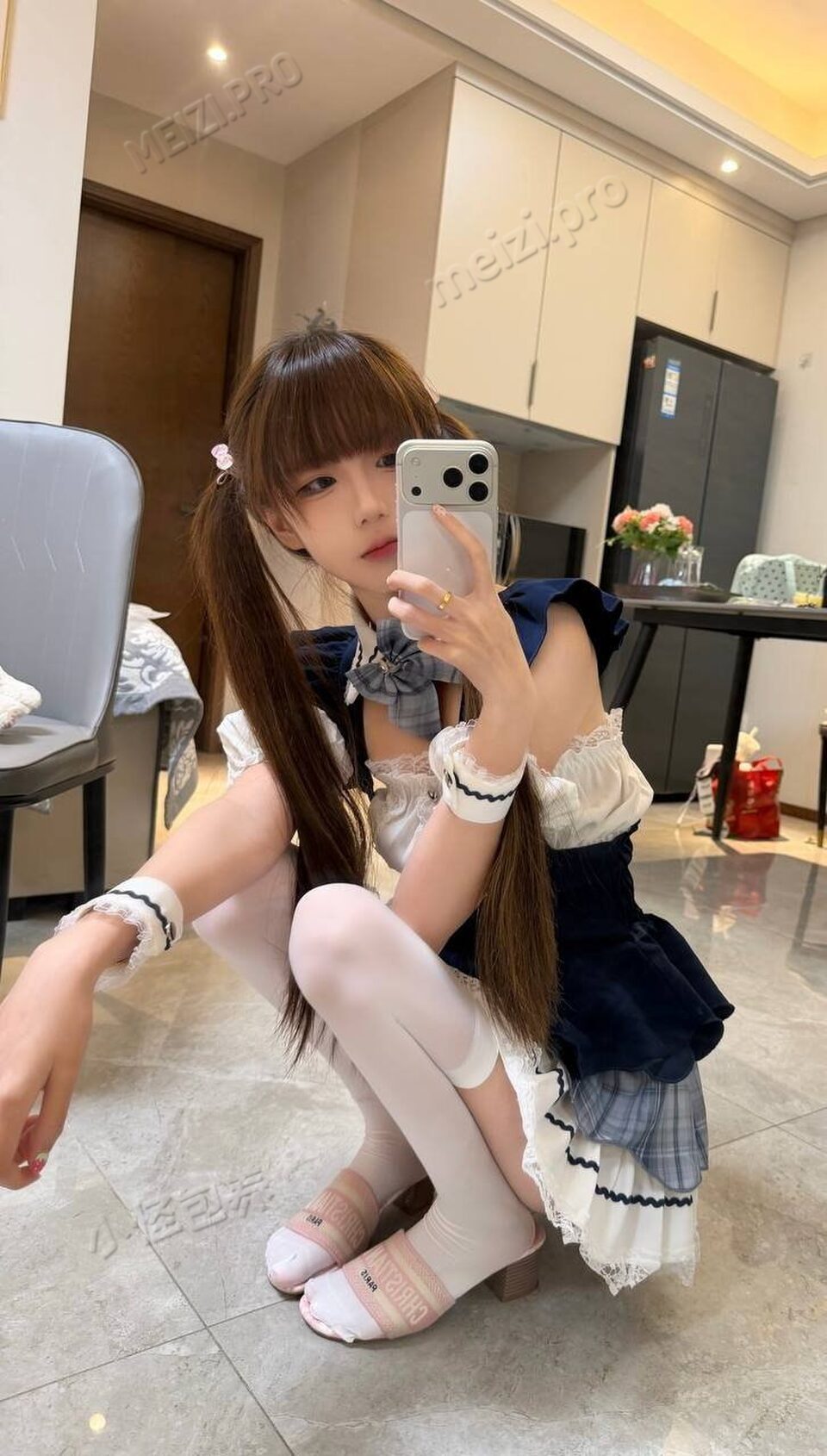 湖北 武汉 18岁 165cm 42 B杯 学生 活好,服务到位,懂配合,听话懂事,不事b,会主动服务,特别热情,不纠缠你的私生活,情绪价值超高 抽烟纹身:无 SM:否 无套:否 口交:可 过夜:可 同居:否 可飞:可 价格:3-8 特点:活好,服务到位,懂配合,听话懂事,不事b,会主动服务,特别热情,不纠缠你的私生活,情绪价值超高