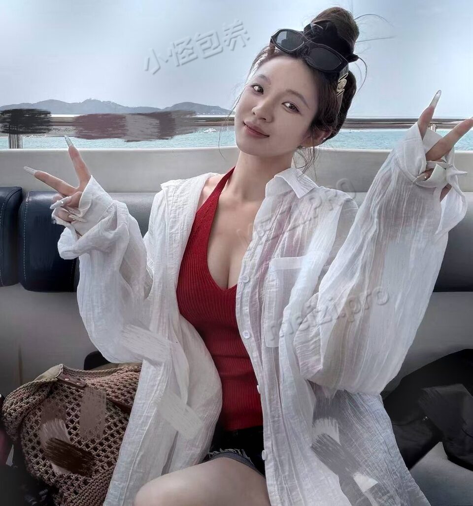 浙江 义乌 24岁 164cm 93 B杯 摄影 本人比照片好看 温柔体贴 前凸后翘 全身无整 水多听话 活泼开朗 情绪价值高 抽烟纹身:有纹身 SM:是 无套:可 口交:可 过夜:可 同居:否 可飞:可 价格:5 特点:本人比照片好看 温柔体贴 前凸后翘 全身无整 水多听话 活泼开朗 情绪价值高
