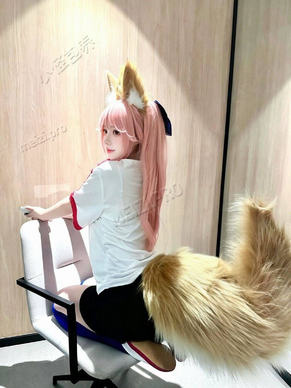山东 济南 22岁 167cm 104 D杯 学生 性格好清纯可爱,乖巧伶俐,小鸟依人,反差大,可出村 抽烟纹身:一点点纹身 SM:是 无套:否 口交:可 过夜:可 同居:可 可飞:可 价格:15 特点:性格好清纯可爱,乖巧伶俐,小鸟依人,反差大,可出村