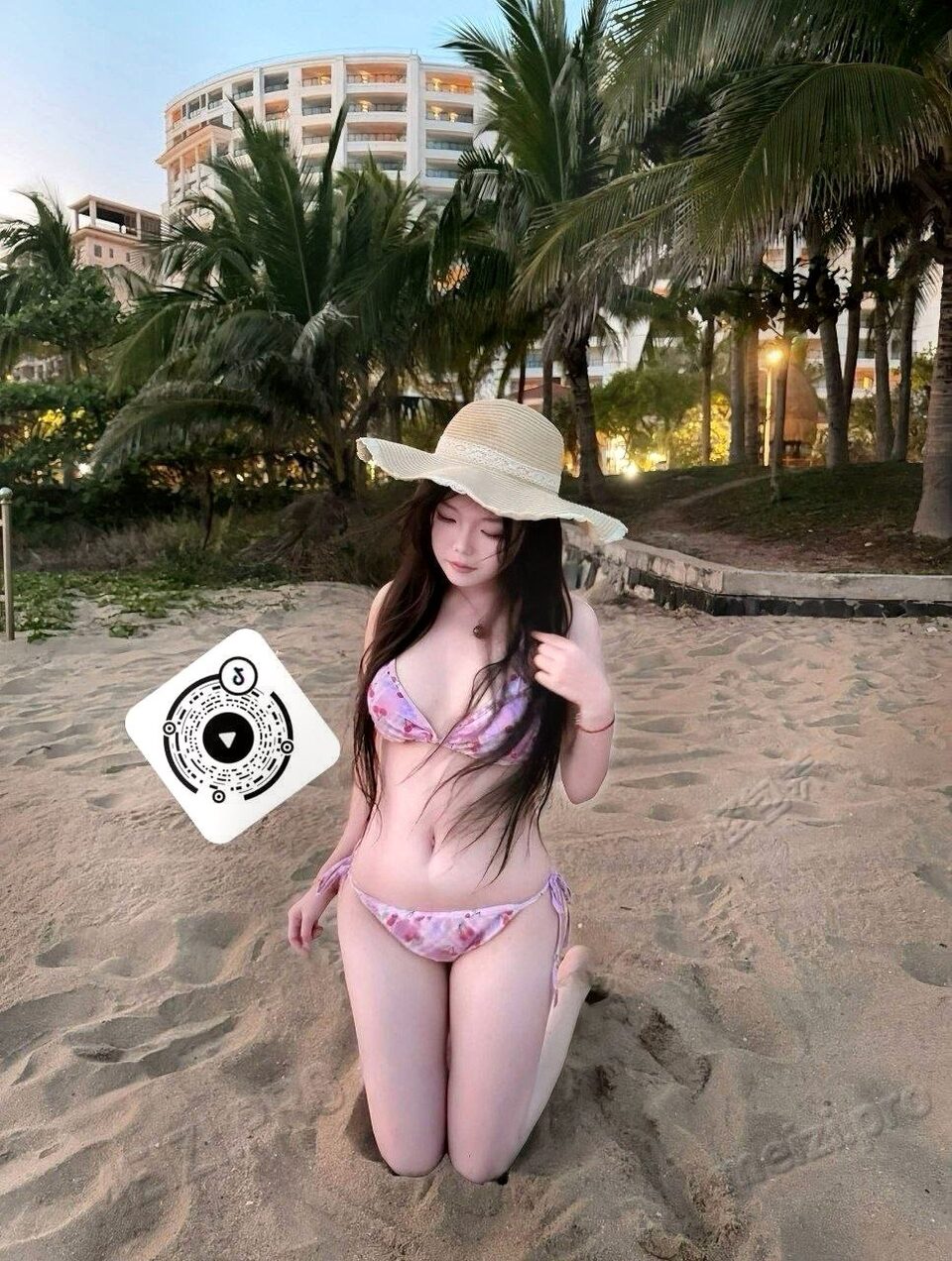 广东 惠州 18岁 168cm 103 C杯 学生 可爱性感迷人,紧嫩,可以配合,床上激情销魂满足深层渴望,贴心陪伴提供温暖情绪,配合度高,听话懂事 抽烟纹身:无 SM:否 无套:否 口交:可 过夜:可 同居:可 可飞:可 价格:8 特点:可爱性感迷人,紧嫩,可以配合,床上激情销魂满足深层渴望,贴心陪伴提供温暖情绪,配合度高,听话懂事