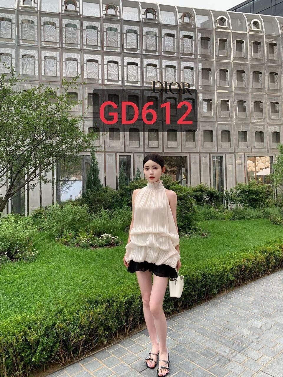 日本 东京 23岁 170cm 47 C杯 刚毕业 抽烟纹身:无纹身 SM:是 无套:否 口交:可 过夜:可 可飞:可 价格:30