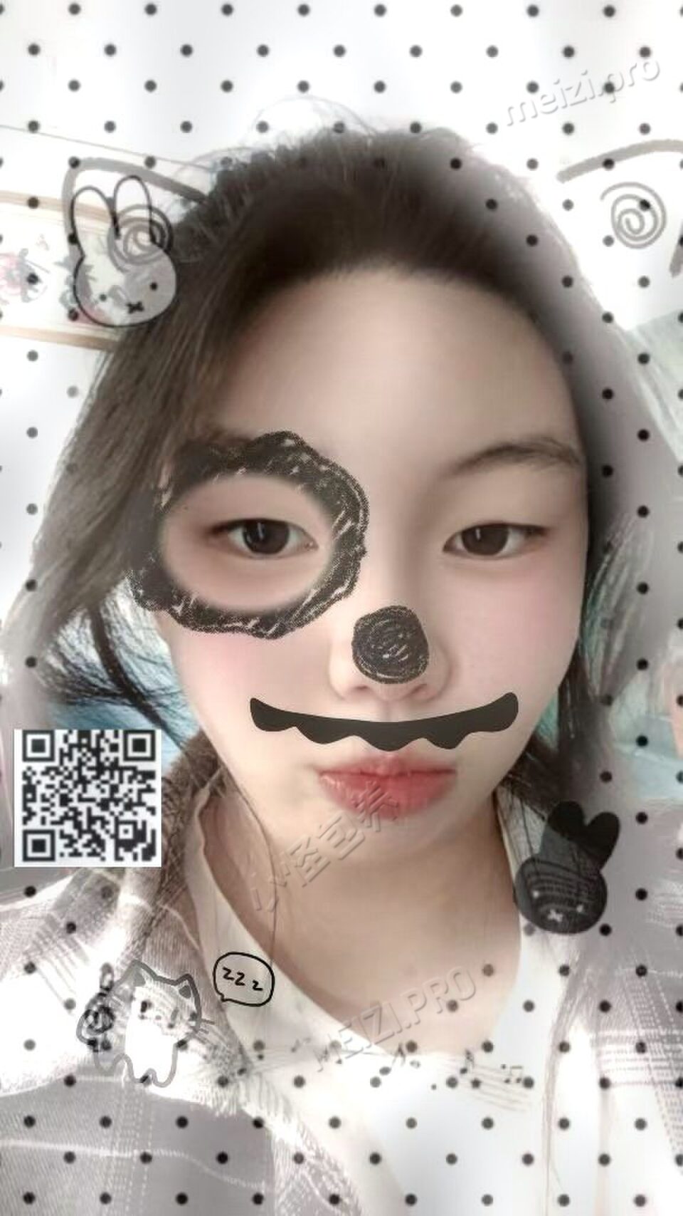 湖南 新化 16岁 157cm 130 学生 听话 乖巧 懂事 SM:是 无套:否 口交:否 过夜:否 同居:否 可飞:不能 价格:4 特点:听话 乖巧 懂事