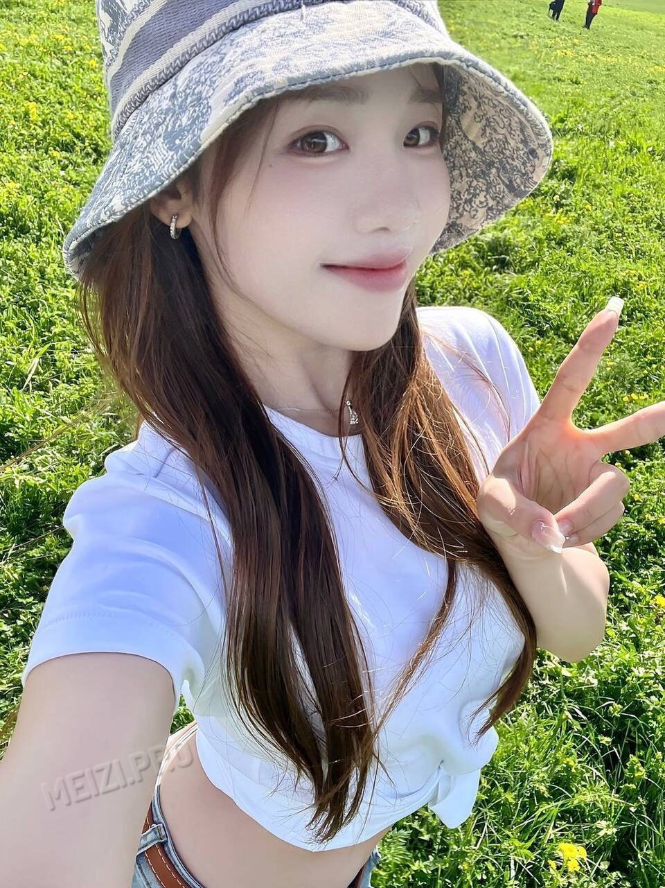 浙江 杭州 25岁 163cm 90 C杯 上班 细腻白皮很注重皮肤保养 处女座 有洁癖爱干净 气质比较清冷高级 常年健身保持肌肉线条 身材有马甲线 有自己的独特审美 御姐音会哄人 本科 艺术生兼师范生双专业 做过模特以及老师兼主持人 目前在考主持人证以及证券从业证 自由职业拍摄加轻投资 会绘画 声乐 舞蹈 骑马 射箭 高尔夫 网球 懂基本的商业社交礼仪 有商业洽谈的经验 有创业经历以及投资经验 懂社会学 心理学以及沟通艺术以及情绪管理 有边界感 注重利他思维 相处追求双赢 学习能力以及理解能力强 正能量拥有者 抽烟纹身:无 SM:否 无套:否 口交:可 过夜:可 同居:否 可飞:可 价格:30-50 特点:细腻白皮很注重皮肤保养 处女座 有洁癖爱干净 气质比较清冷高级 常年健身保持肌肉线条 身材有马甲线 有自己的独特审美 御姐音会哄人 本科 艺术生兼师范生双专业 做过模特以及老师兼主持人 目前在考主持人证以及证券从业证 自由职业拍摄加轻投资 会绘画 声乐 舞蹈 骑马 射箭 高尔夫 网球 懂基本的商业社交礼仪 有商业洽谈的经验 有创业经历以及投资经验 懂社会学 心理学以及沟通艺术以及情绪管理 有边界感 注重利他思维 相处追求双赢 学习能力以及理解能力强 正能量拥有者